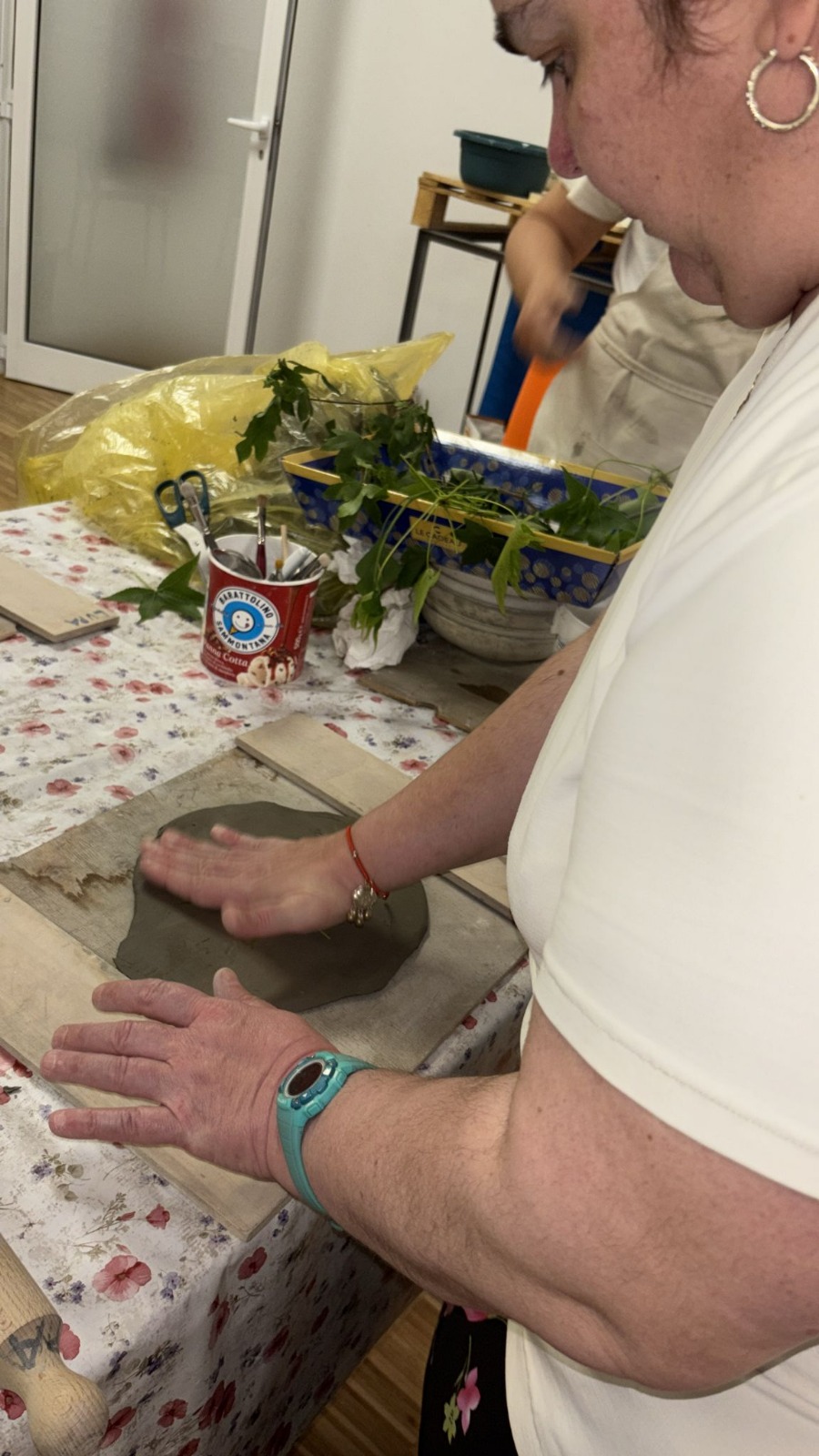 Al Centro Diurno Il Graticolato si è tenuto un laboratorio di ceramica